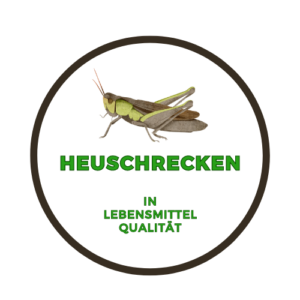 lebende Heuschrecken in Lebensmittelqualität.Terraristik Shop Wien. abgebildet eine Heuschrecke und Schriftzug Heuschrecken in Lebensmittelqualität